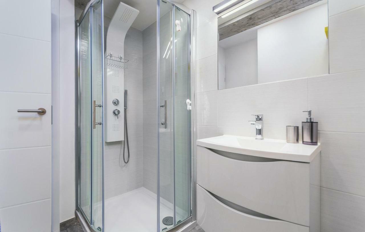 Orion Apartment 포레치 외부 사진